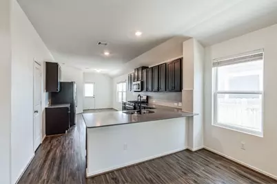 101 High Plains Pass, Liberty Hill, TX 78642 - Photo 3