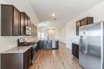101 High Plains Pass, Liberty Hill, TX 78642 - Photo 5