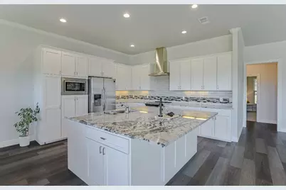 21003 Twisting Trail, Lago Vista, TX 78645 - Photo 9