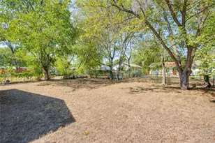 5900 Glen Meadow Dr, Austin, TX 78745 - Photo 33