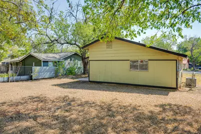 5900 Glen Meadow Drive, Austin, TX 78745 - Photo 35