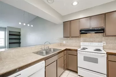 5304 Indio Cove #D, Austin, TX 78745 - Photo 9