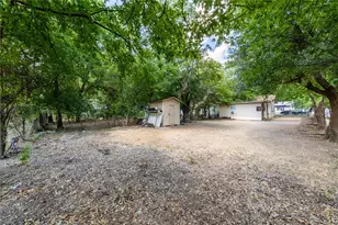 1511 Holly St, Austin, TX 78702 - Photo 5