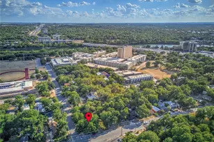 1511 Holly St, Austin, TX 78702 - Photo 11