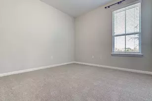 13400 Briarwick Dr, Austin, TX 78729 - Photo 17