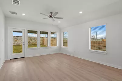 290 Bloomington Loop, Hutto, TX 78634 - Photo 21