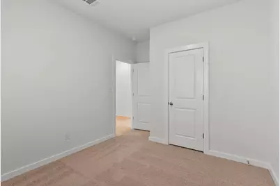 290 Bloomington Loop, Hutto, TX 78634 - Photo 13