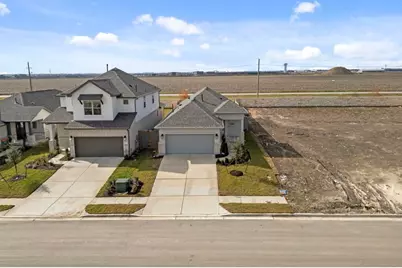 290 Bloomington Loop, Hutto, TX 78634 - Photo 29