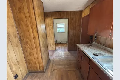 321 N Front Street, Holland, TX 76534 - Photo 17