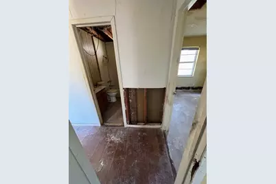 321 N Front Street, Holland, TX 76534 - Photo 9