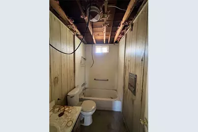 321 N Front Street, Holland, TX 76534 - Photo 11