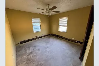 321 N Front Street, Holland, TX 76534 - Photo 3