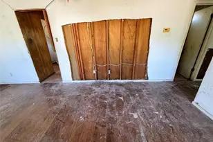 321 N Front St, Holland, TX 76534 - Photo 19