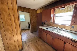 321 N Front St, Holland, TX 76534 - Photo 15