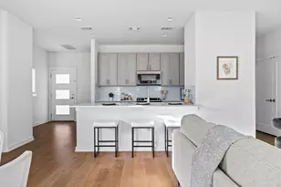 6800 Menchaca Rd, Austin, TX 78745 - Photo 9