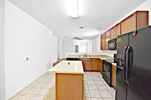 5721 Knoll Pines Pass, Austin, TX 78724 - Photo 9