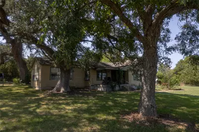 3225 Terrier Hill Lane, Brenham, TX 77833 - Photo 35