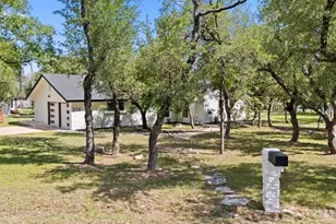 216 Sinuso Dr, Georgetown, TX 78628 - Photo 3