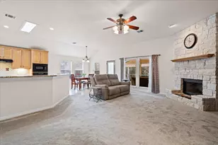 118 Wamel Way, Cedar Creek, TX 78612 - Photo 9