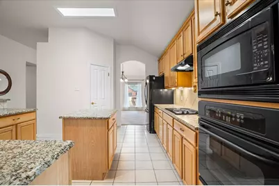 118 Wamel Way, Cedar Creek, TX 78612 - Photo 11