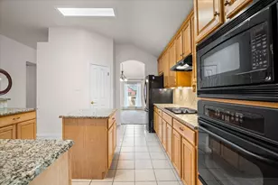 118 Wamel Way, Cedar Creek, TX 78612 - Photo 11