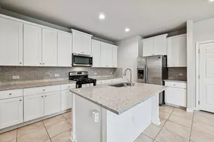 1624 W Broade St, Leander, TX 78641 - Photo 3