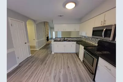 2903 Catalina #B Drive, Austin, TX 78741 - Photo 5
