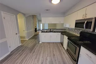 2903 Catalina Dr, Austin, TX 78741 - Photo 5