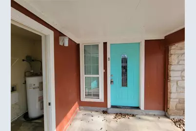 2903 Catalina #B Drive, Austin, TX 78741 - Photo 3