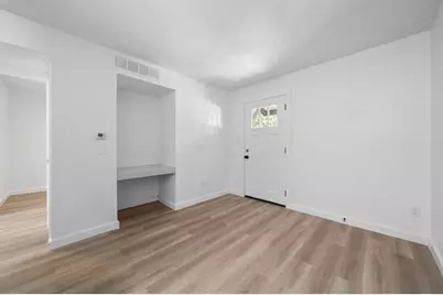 2410 Longview Street #D-101, Austin, TX 78705 - Photo 3