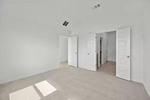 211 Hornet St, Elgin, TX 78621 - Photo 13