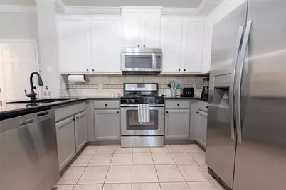 8518 Cahill Drive #19, Austin, TX 78729 - Photo 11