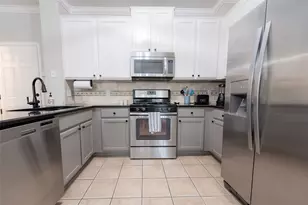 8518 Cahill Dr, Austin, TX 78729 - Photo 11