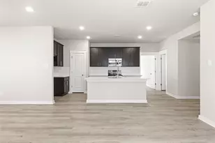 204 Seattle Slew Dr, Jarrell, TX 76537 - Photo 17