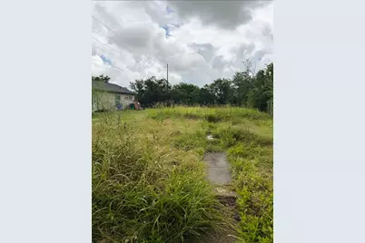 503 Maple Street, Taylor, TX 76574 - Photo 15