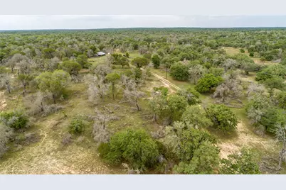 132 Roemer Lane W, Floresville, TX 78114 - Photo 5