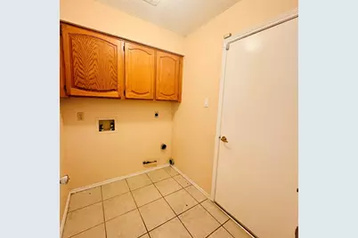 17506 Klamath Falls Drive, Round Rock, TX 78681 - Photo 7