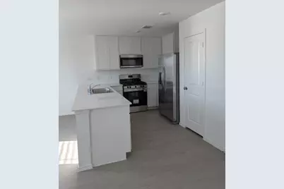 635 Whoopers Loop, Kyle, TX 78640 - Photo 13