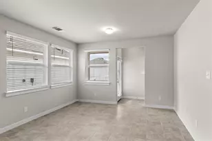 412 Hortus Dr, Kyle, TX 78640 - Photo 11