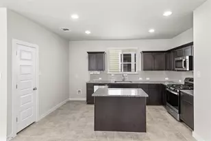 412 Hortus Dr, Kyle, TX 78640 - Photo 17