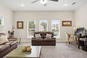 2719 Springwood Ln, Georgetown, TX 78628 - Photo 31
