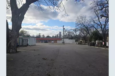 2304 E Cesar Chavez Street #B, Austin, TX 78702 - Photo 7