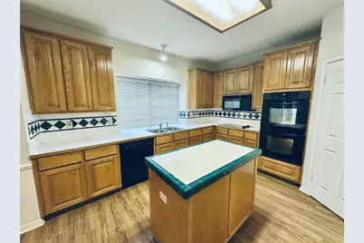 7508 Orrick Drive, Austin, TX 78749 - Photo 9