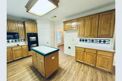 7508 Orrick Drive, Austin, TX 78749 - Photo 11