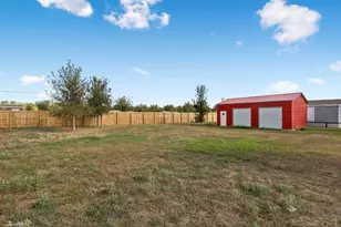 155 Oso St, Cedar Creek, TX 78612 - Photo 33