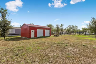 155 Oso Street, Cedar Creek, TX 78612 - Photo 31