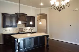 409 Silver Trail, Round Rock, TX 78664 - Photo 5