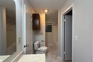 502-B Hedgewood Dr, Georgetown, TX 78628 - Photo 9