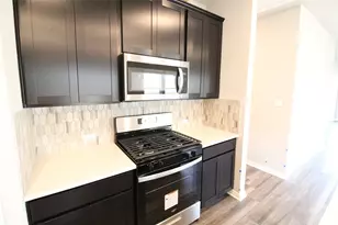 504 Dayspring Cv, Georgetown, TX 78628 - Photo 3