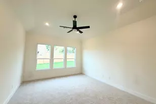 1517 Shelby Ln, Georgetown, TX 78628 - Photo 9